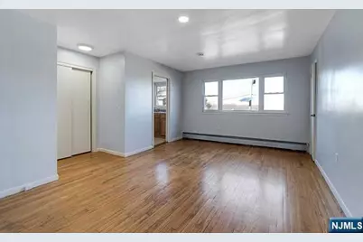 172 Fort Lee Road 1S #1S, Leonia, NJ 07605 - Photo 5