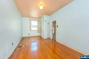 99 Chesapeake Ave, Parsippany, NJ 07034 - Photo 11