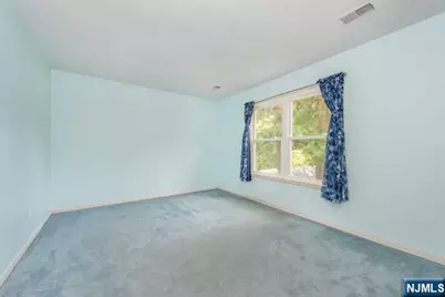 99 Chesapeake Avenue, Parsippany, NJ 07034 - Photo 15