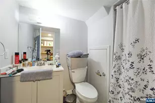 592 Broad St, Carlstadt, NJ 07072 - Photo 33
