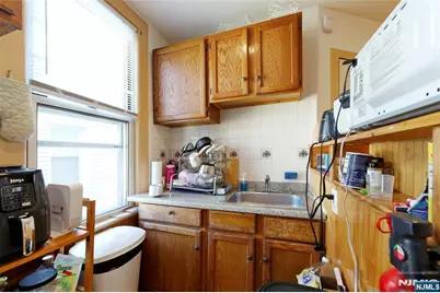 592 Broad Street, Carlstadt, NJ 07072 - Photo 19