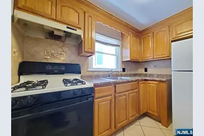 46 Beech 1R #1R, North Arlington, NJ 07031 - Photo 5