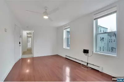 811 Montgomery Street 201 #201, Jersey City, NJ 07306 - Photo 13