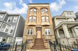 811 Montgomery Street 201, Jersey City, NJ 07306 - Photo 17