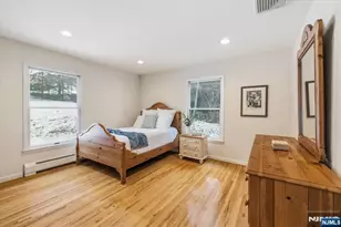 117 Van Riper Ln, Woodcliff Lake, NJ 07677 - Photo 11