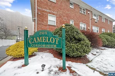 201 Oakdene Place C00E2 #C00E2, Cliffside Park, NJ 07010 - Photo 1
