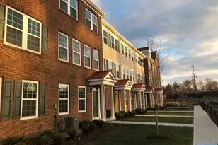 32 Litchfield Ln 403, Fair Lawn, NJ 07410 - Photo 1