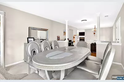 554 Adirondack Court, Mahwah, NJ 07430 - Photo 11