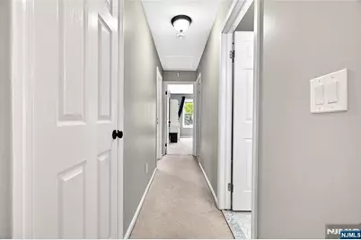554 Adirondack Court, Mahwah, NJ 07430 - Photo 23
