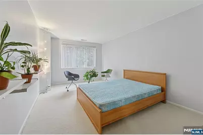 33 Pamrapo Court C33W #C33W, Glen Rock, NJ 07452 - Photo 33
