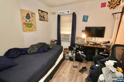 425 Dewitt Avenue, Belleville, NJ 07109 - Photo 7