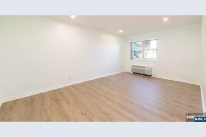1111 River Road G5 #G5, Edgewater, NJ 07020 - Photo 7