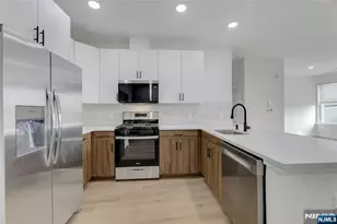 255 Ridge Road 204, Lyndhurst Township, NJ 07071 - Photo 11