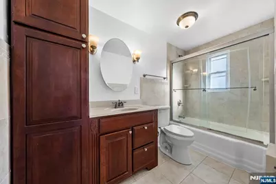 508 Saint Pauls Avenue, Cliffside Park, NJ 07010 - Photo 15