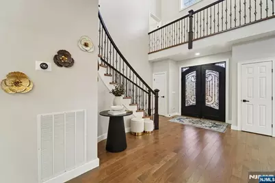 24 Holmes Lane, Wayne, NJ 07470 - Photo 5