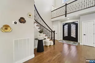 24 Holmes Ln, Wayne, NJ 07470 - Photo 5