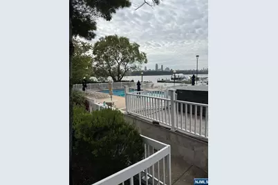 1055 River Road 502S #502S, Edgewater, NJ 07020 - Photo 15