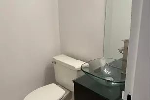 1055 River Road 502S, Edgewater, NJ 07020 - Photo 9