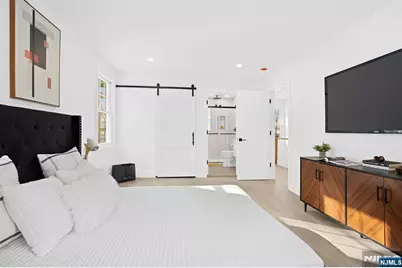 114 Hudson Avenue, Tenafly, NJ 07670 - Photo 15