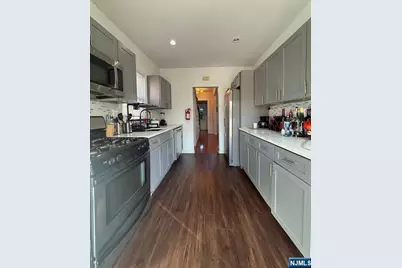 365 3rd Street, Clifton, NJ 07011 - Photo 11