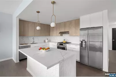 143 Old River Road 305 #305, Edgewater, NJ 07020 - Photo 3