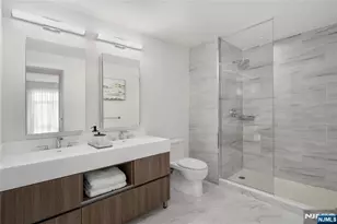 143 Old River Road 305, Edgewater, NJ 07020 - Photo 5