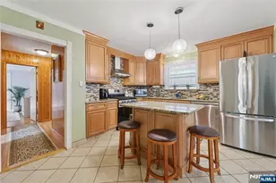 391 East Ave, Bayonne, NJ 07002 - Photo 3