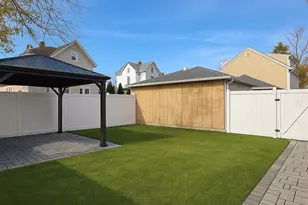 74 Laurel St, Ridgefield Park, NJ 07660 - Photo 13