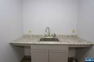 50 Johnson Ave, Hackensack, NJ 07601 - Photo 9