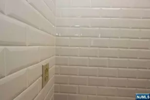 50 Johnson Ave, Hackensack, NJ 07601 - Photo 15