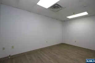 50 Johnson Ave, Hackensack, NJ 07601 - Photo 19