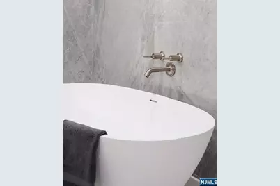 320 Adolphus Avenue 706 #706, Cliffside Park, NJ 07010 - Photo 7