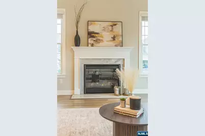 28 Spring Wolf Trail, Franklin Lakes, NJ 07417 - Photo 9