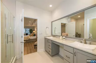 28 Spring Wolf Trl, Franklin Lakes, NJ 07417 - Photo 11