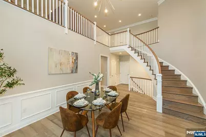 28 Spring Wolf Trail, Franklin Lakes, NJ 07417 - Photo 3