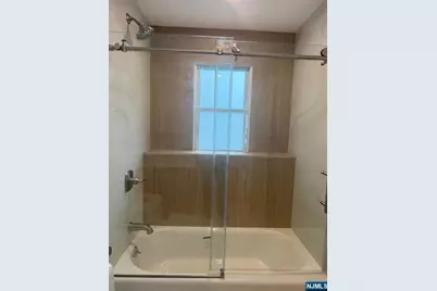 14 Redwood Street First Floor #First Floor, Bergenfield, NJ 07621 - Photo 23