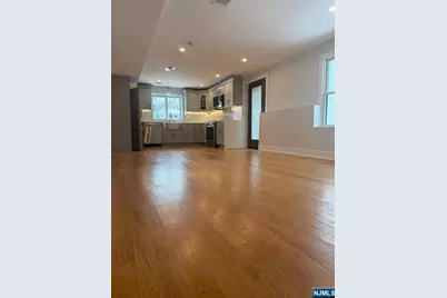 14 Redwood Street First Floor #First Floor, Bergenfield, NJ 07621 - Photo 7