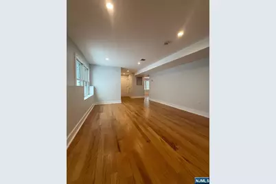 14 Redwood Street First Floor #First Floor, Bergenfield, NJ 07621 - Photo 3