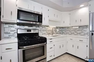 42 Ave C, Lodi, NJ 07644 - Photo 5