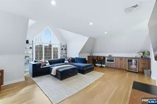 204 Bearwoods Rd, Park Ridge, NJ 07656 - Photo 25