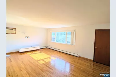 333 7th Street 2 Fl. #2 FL., Palisades Park, NJ 07650 - Photo 5