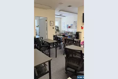 1341 Hamburg Turnpike 1-3 #1-3, Wayne, NJ 07470 - Photo 7