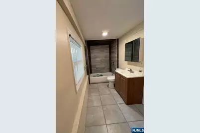 114 Atlantic Street 1 #1, Hackensack, NJ 07601 - Photo 5