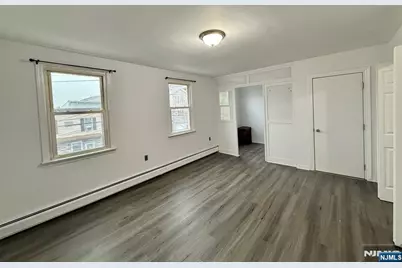 215 William Street Apt2 #APT2, Harrison, NJ 07029 - Photo 5