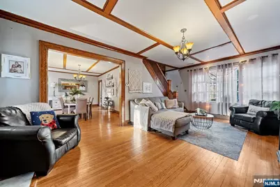 81 Vreeland Avenue, Midland Park, NJ 07432 - Photo 7