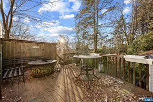 81 Vreeland Ave, Midland Park, NJ 07432 - Photo 27