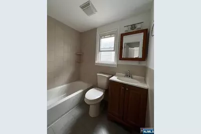 316 William Street 2F #2F, Harrison, NJ 07029 - Photo 9