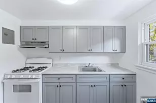 441 Lawn Ave 17, Palisades Park, NJ 07650 - Photo 7