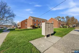 441 Lawn Ave 17, Palisades Park, NJ 07650 - Photo 19