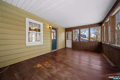 212 Spruce Street, Midland Park, NJ 07432 - Photo 11